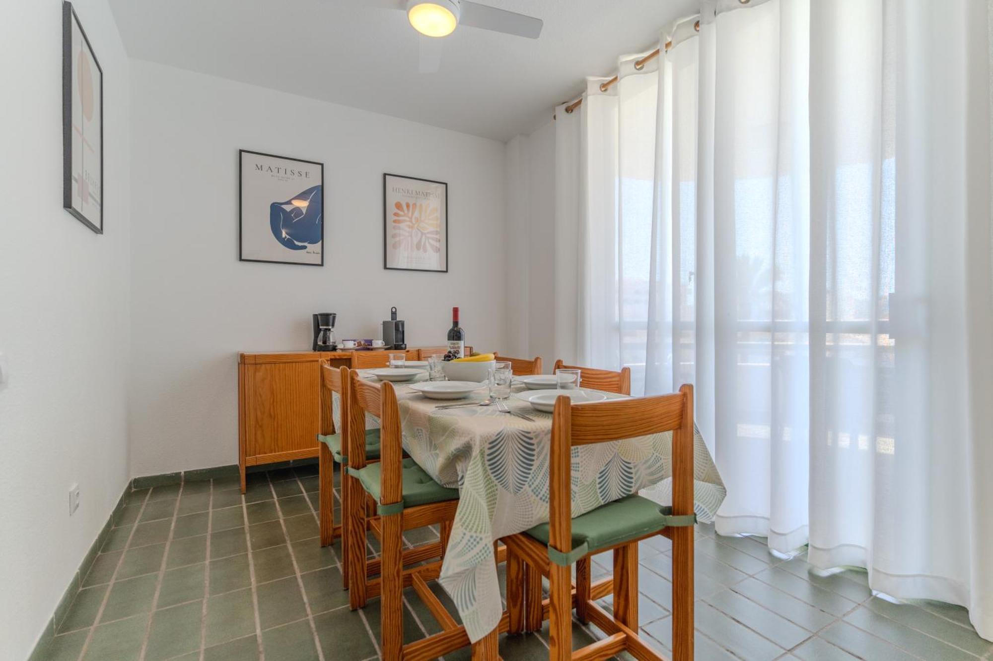 Go2Tenerife Apart Sira Family, Pool & Beach بلايا ذي لاس أميريكاس المظهر الخارجي الصورة